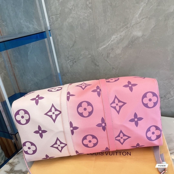 Luxury style Keepall Duffle - Picture 4 of 16